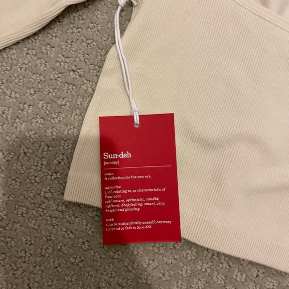 ARITZIA TEE - Picture 3 of 3